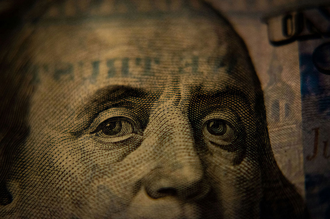 dollar eyes