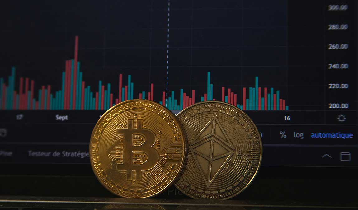 bircoin-ethereum-criptovalute-crypto-riskmanagement-gold